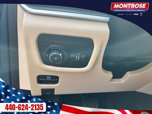 New 2026 Jeep Grand Cherokee Limited w/ Limited Altitude Package AWD/4WD image 13