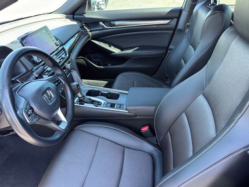 Used 2022 Honda Accord Sport image 12