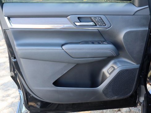 New 2026 GMC Terrain Denali image 9