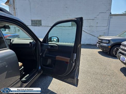 Certified 2025 Ford Bronco Sport Outer Banks w/ Outer Banks Tech Package+ AWD/4WD image 19