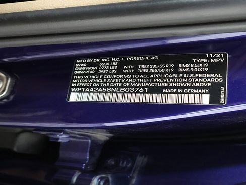 Used 2022 Porsche Macan image 54