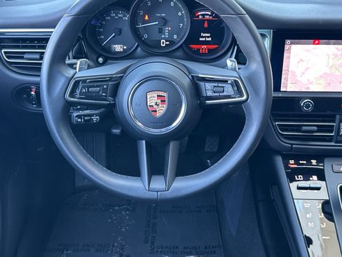 Certified 2026 Porsche Macan AWD/4WD image 14