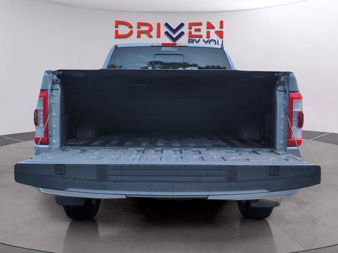 Used 2023 Ford F150 Lariat w/ Trailer Tow Package AWD/4WD image 9