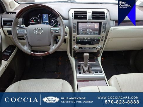 Used 2016 Lexus GX 460 image 11