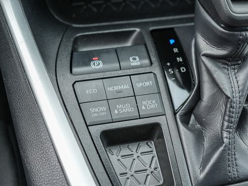 Certified 2024 Toyota RAV4 LE image 20