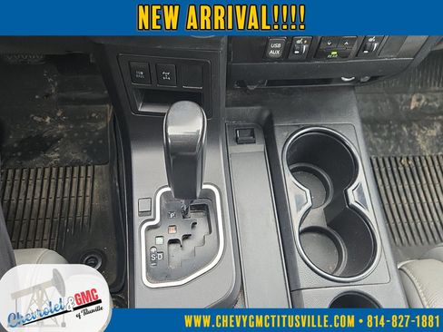 Used 2019 Toyota Sequoia Limited w/ Safety & Convenience Package image 18