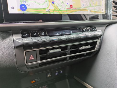 Used 2026 Toyota Camry XSE w/ Premium Package image 22