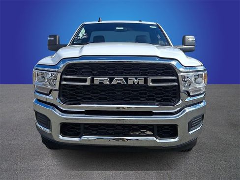 Used 2024 RAM 2500 Tradesman w/ Chrome Appearance Group image 2