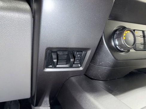 Used 2019 Ford F150 XLT w/ Equipment Group 302A Luxury AWD/4WD image 23