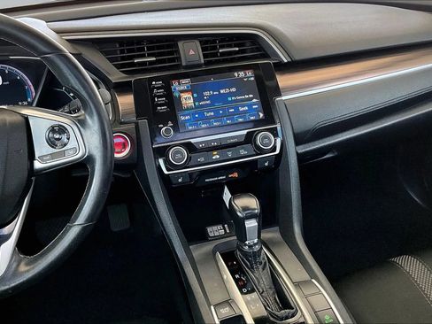 Used 2020 Honda Civic EX image 9