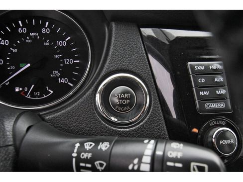 Used 2016 Nissan Rogue SL w/ SL Premium Package image 30