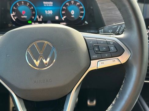 Used 2025 Volkswagen Atlas SEL Premium R-Line image 22