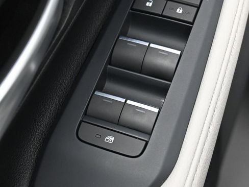 Certified 2024 Toyota Grand Highlander Platinum image 15