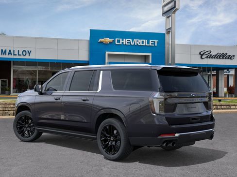 New 2026 Chevrolet Suburban Premier AWD/4WD image 28