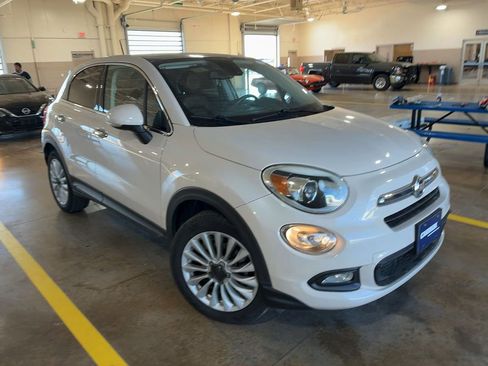 Used 2016 FIAT 500X Lounge image 4