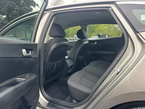 Used 2016 Kia Optima LX image 15