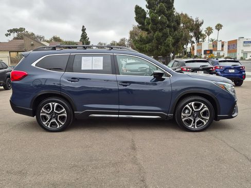 Used 2024 Subaru Ascent Limited w/ Technology Package AWD/4WD image 5