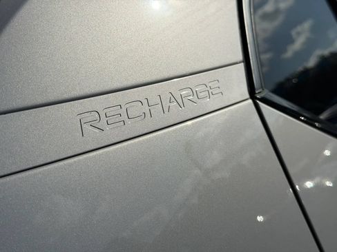 Used 2023 Volvo XC40 Recharge Plus AWD/4WD image 6