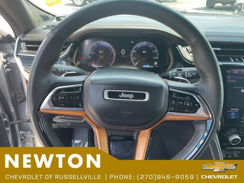 Used 2022 Jeep Grand Cherokee L Summit AWD/4WD image 13
