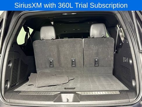 Used 2025 Chevrolet Suburban Premier image 16