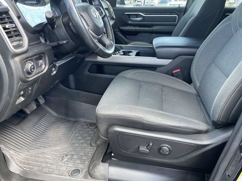 Used 2022 RAM 1500 Big Horn AWD/4WD image 9