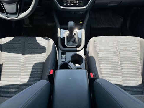 Certified 2025 Subaru Forester Premium AWD/4WD image 31