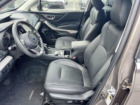 Used 2023 Subaru Forester Limited AWD/4WD image 12