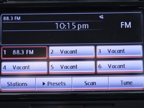 Used 2012 Volkswagen Passat 2.5 SE image 16