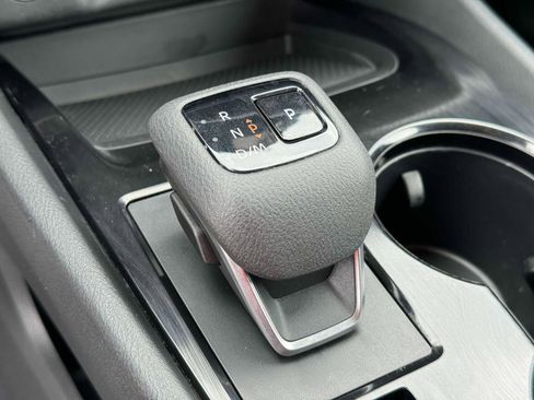 Used 2023 Nissan Rogue SV image 15
