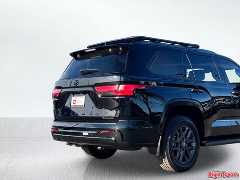 Certified 2026 Toyota Sequoia Platinum AWD/4WD image 11