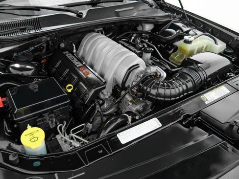 Used 2008 Dodge Challenger SRT8 image 38