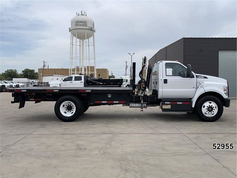 Used 2022 Ford F650 2WD Regular Cab Super Duty image 11