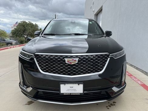 Certified 2025 Cadillac XT6 Premium Luxury image 3
