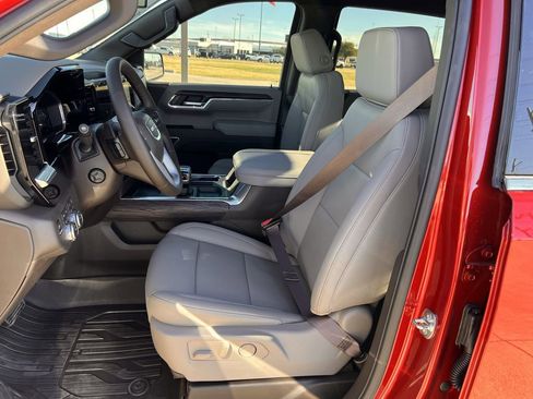 New 2026 GMC Sierra 1500 SLT image 21