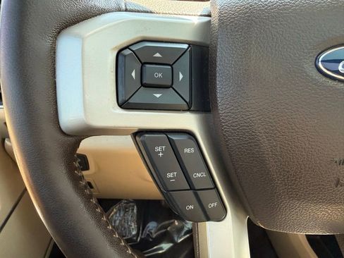 Certified 2018 Ford F150 Lariat image 19