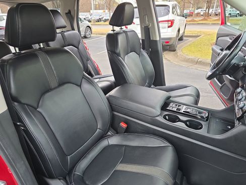 Certified 2023 Honda Pilot EX-L image 10