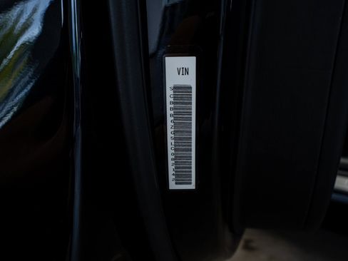 Used 2020 Bentley Flying Spur W12 image 70