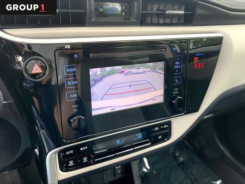 Certified 2018 Toyota Corolla LE FWD image 27