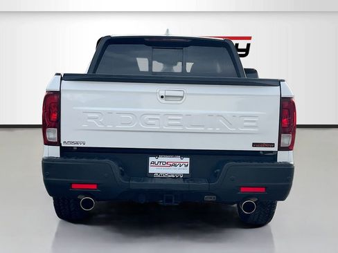 Used 2024 Honda Ridgeline TrailSport image 6