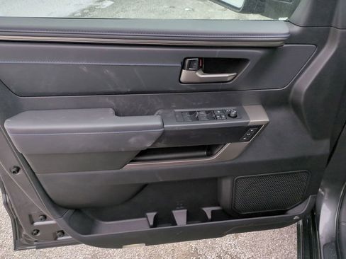 New 2026 Toyota Tundra Platinum AWD/4WD image 7