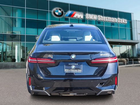 New 2026 BMW 530i w/ M Sport Package RWD image 5