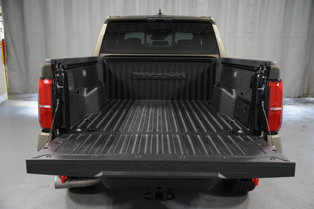 New 2026 Toyota Tacoma TRD Off-Road w/ TRD Off Road Upgrade Package AWD/4WD image 37