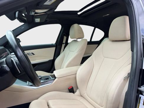 Used 2020 BMW 330i Sedan w/ Convenience Package RWD image 13