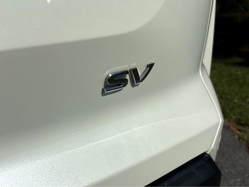 Used 2024 Nissan Pathfinder SV image 21