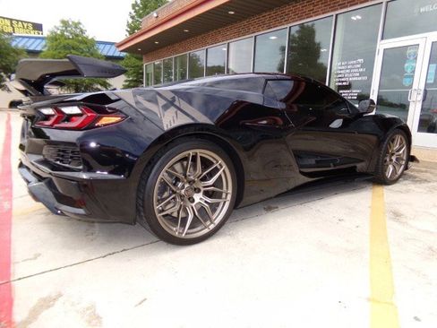 Used 2024 Chevrolet Corvette Z06 RWD image 27