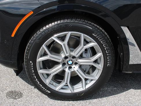 New 2026 BMW X7 xDrive40i w/ Executive Package image 36