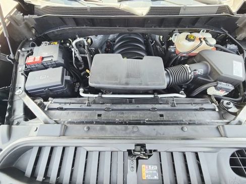 Used 2019 Chevrolet Silverado 1500 LTZ AWD/4WD image 37