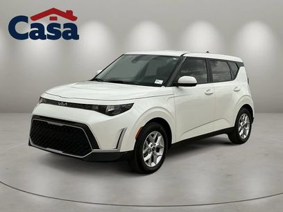 Certified 2025 Kia Soul LX w/ LX Technology Package