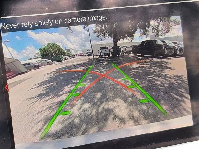 Used 2020 BMW 330i Sedan w/ Convenience Package RWD image 11