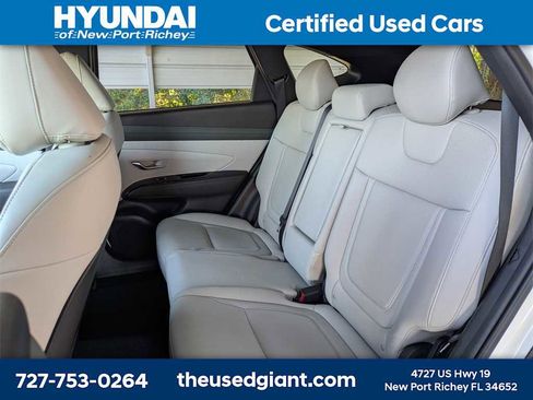 Used 2025 Hyundai Tucson Limited image 15